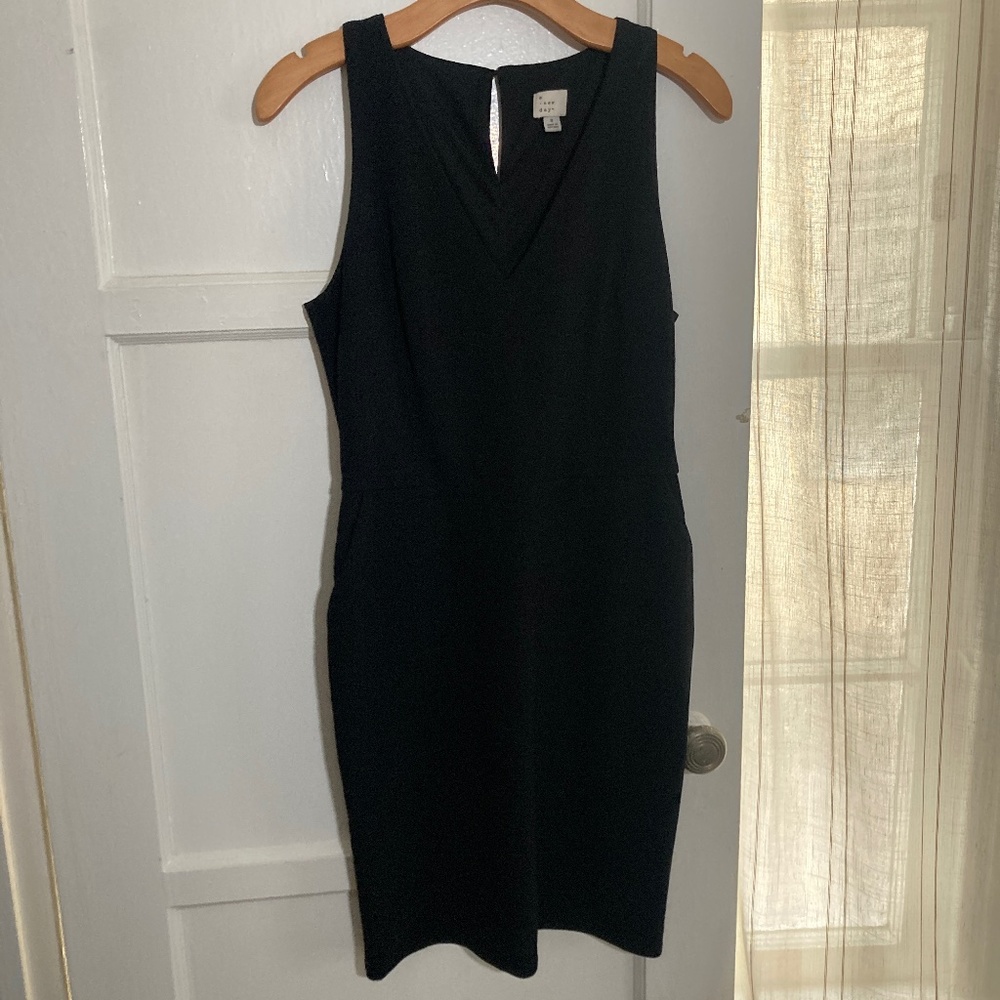 a new day Classy LBD with POCKETS!